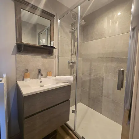 Apartment Sublime Neuf Climatise Vue Imprenable Sur La Terrasse Wifi *